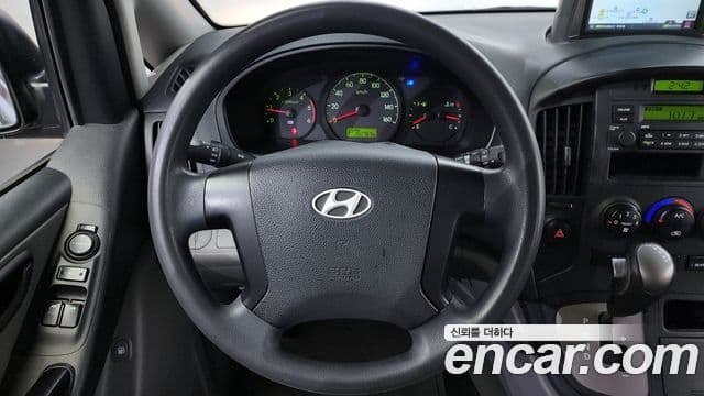Hyundai Grand Starex CVX Deluxe, 2016 14