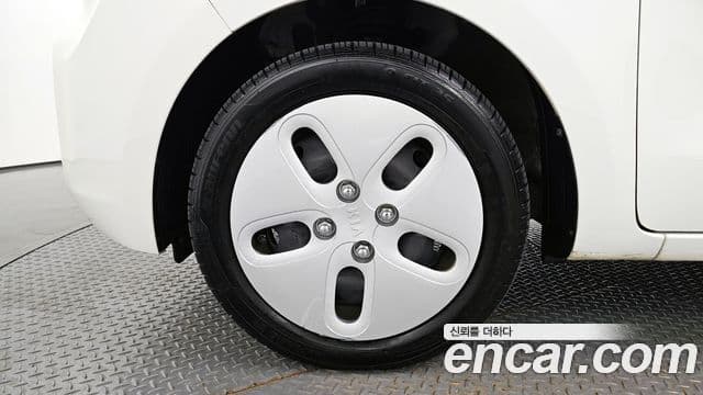 Kia The / новый New Ray Prestige, 2021 все фото