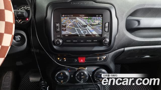 Jeep Renegade 2.0 дизель Limited AWD, 2015 14