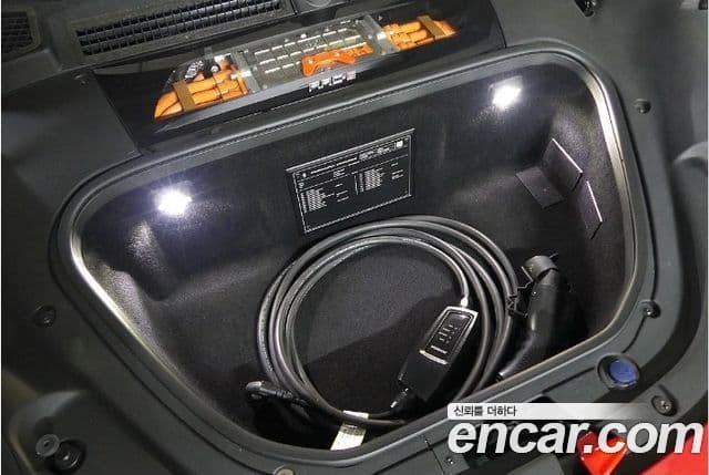 Ferrari SF90 스트라달레, 2022 14