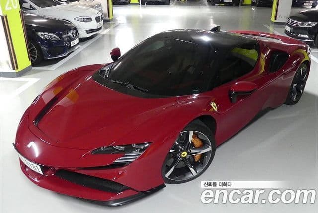 Ferrari SF90 스트라달레, 2022 18