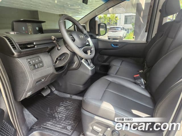 Hyundai Staria Modern, 2025 7