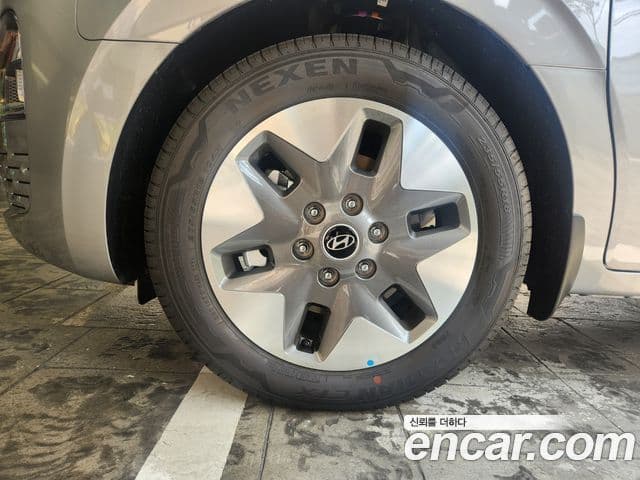 Hyundai Staria Modern, 2025 20