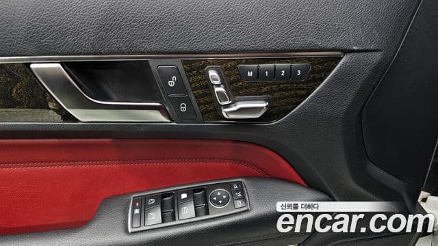 Mercedes-Benz E-класс W212 E200 купе, 2016 13