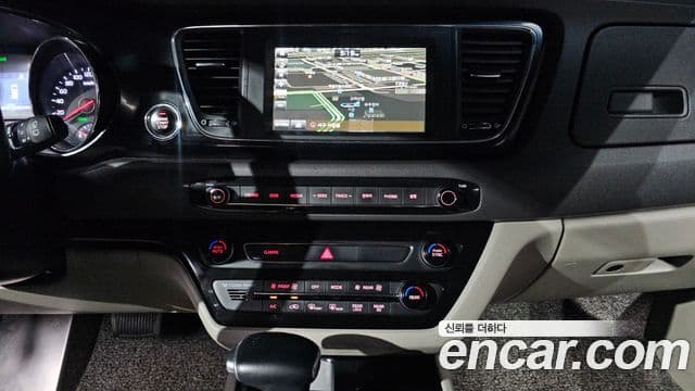 Kia All New Carnival Prestige, 2017 14