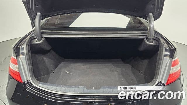 Hyundai Grandeur HG Premium, 2016 20