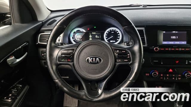 Kia Niro Prestige, 2017 13