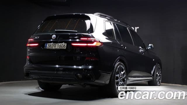 BMW X7 (G07) xDrive 40i M Sport 7인승, 2024 2