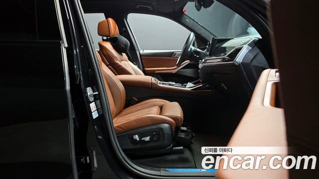 BMW X7 (G07) xDrive 40i M Sport 7인승, 2024 10