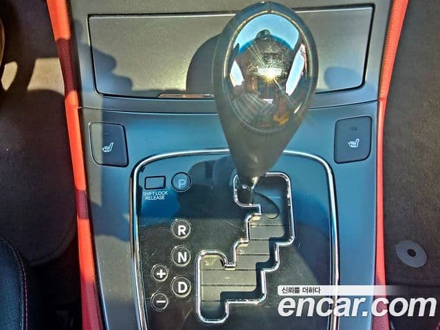 Hyundai Genesis купе 200 турбо P, 2011 9