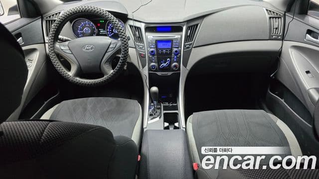 Hyundai YF Sonata Y20 Grand, 2011 7