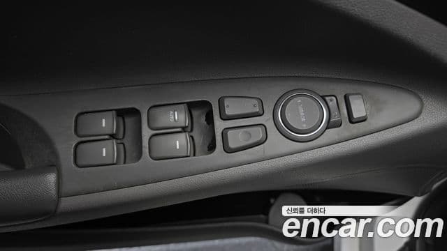 Hyundai YF Sonata Y20 Grand, 2011 16