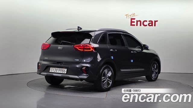 Kia The / новый New Niro Noblesse Special, 2020 2