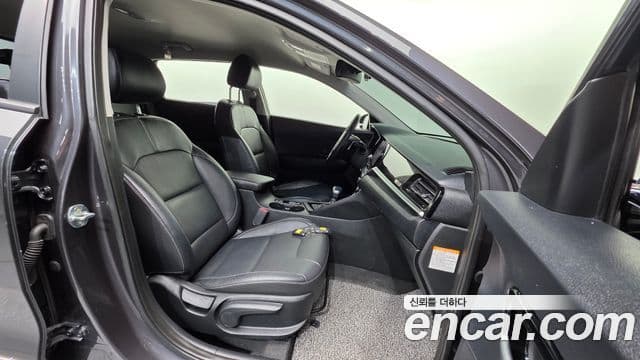 Kia The / новый New Niro Noblesse Special, 2020 10