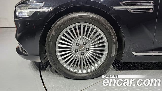 Genesis G90 Luxury, 2020 все фото