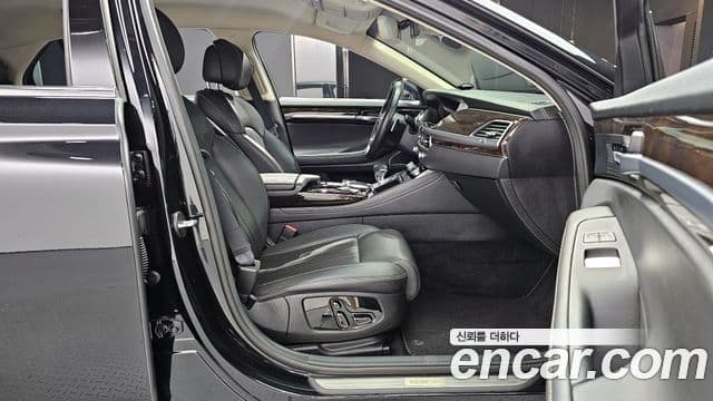 Genesis G90 Luxury, 2020 10