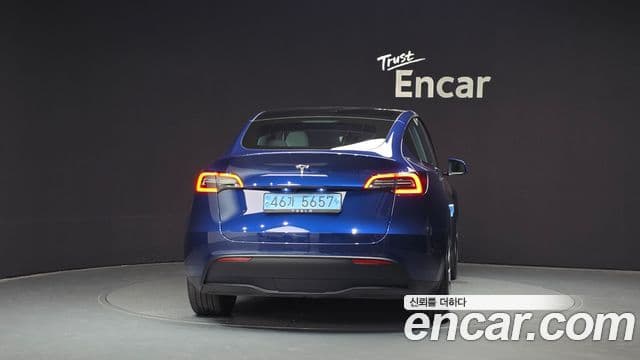 Tesla модель Y, 2024 4