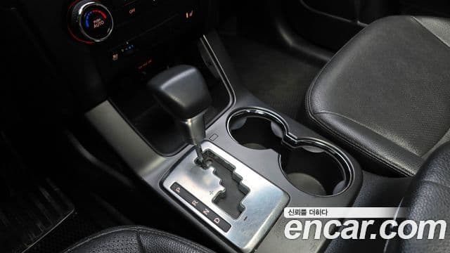 Kia Sorento R топовая версия, 2012 9