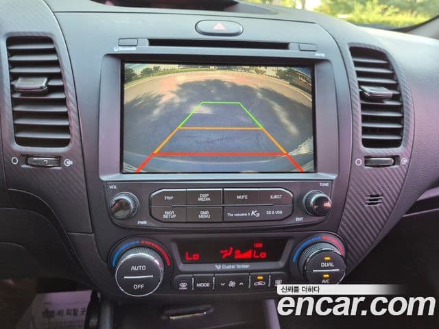 Kia K3 Luxury, 2015 11