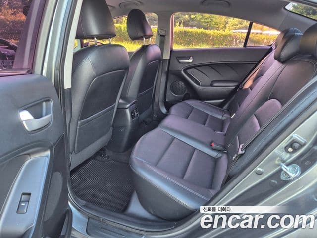 Kia K3 Luxury, 2015 16