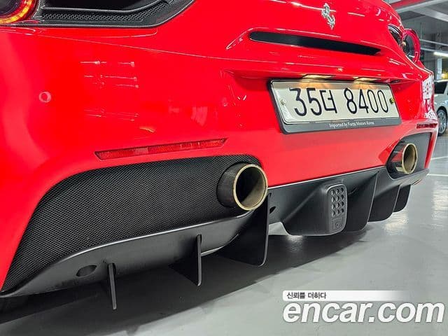 Ferrari 488 GTB, 2017 18