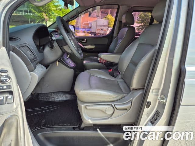 Hyundai Grand Starex CVX Luxury, 2014 13
