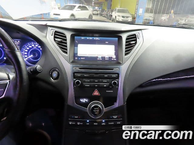 Hyundai Grandeur HG Modern, 2015 12