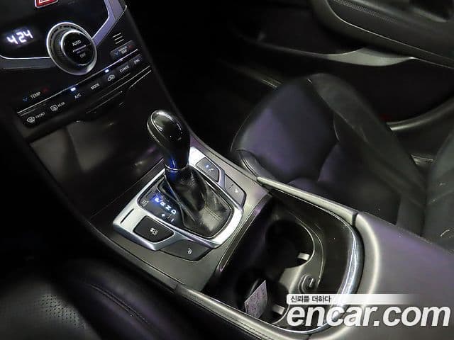 Hyundai Grandeur HG Modern, 2015 13