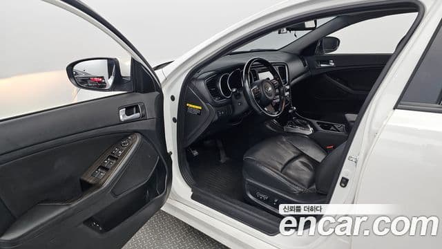 Kia The / новый New K5 Noblesse, 2015 10