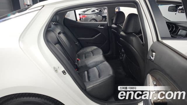 Kia The / новый New K5 Noblesse, 2015 12