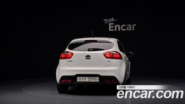Kia All New Pride Prestige, 2013 4