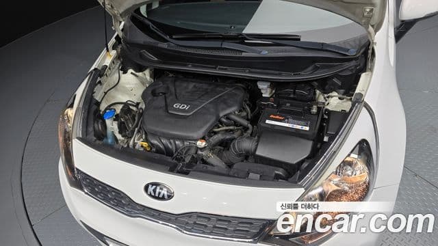 Kia All New Pride Prestige, 2013 6