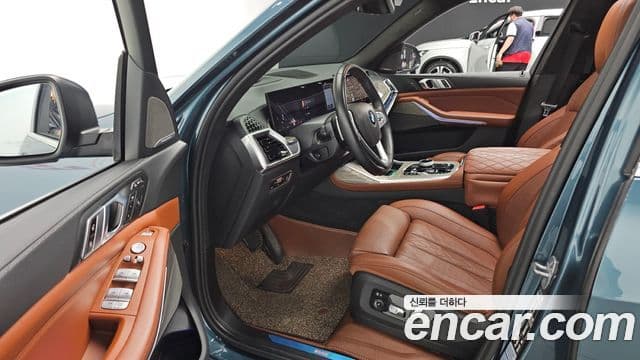 BMW X7 (G07) xDrive 40i Design Pure Excellence 6인승, 2023 11