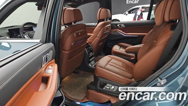 BMW X7 (G07) xDrive 40i Design Pure Excellence 6인승, 2023 12