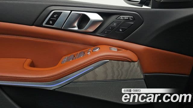 BMW X7 (G07) xDrive 40i Design Pure Excellence 6인승, 2023 17