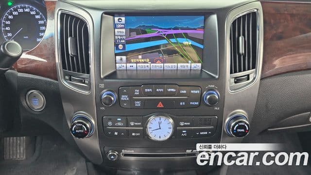 Hyundai Equus(новый кузов / новое поколение) Luxury, 2011 14