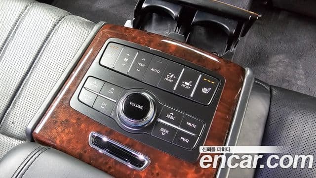 Hyundai Equus(новый кузов / новое поколение) Luxury, 2011 19