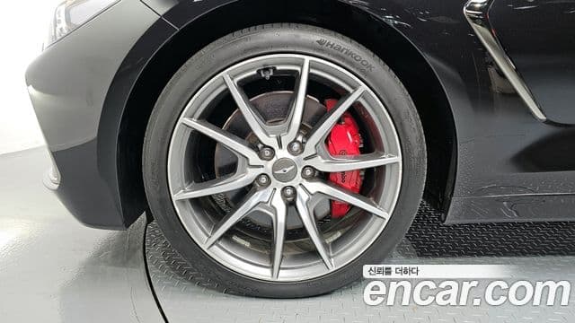 Genesis G70 Supreme, 2018 все фото