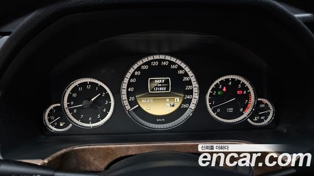 Mercedes-Benz E-класс W212 E300 Elegance, 2012 8