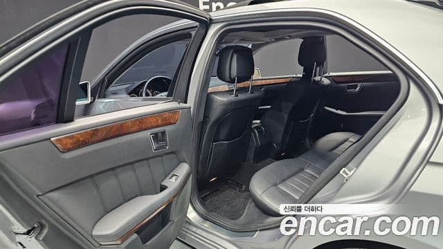 Mercedes-Benz E-класс W212 E300 Elegance, 2012 18