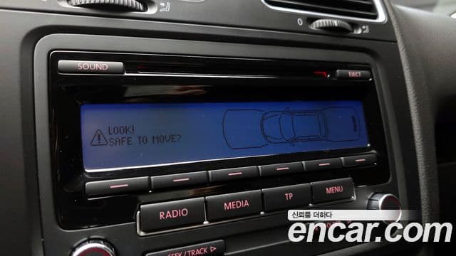 Volkswagen Гольф 6세대 1.6 TDI BlueMotion, 2011 16