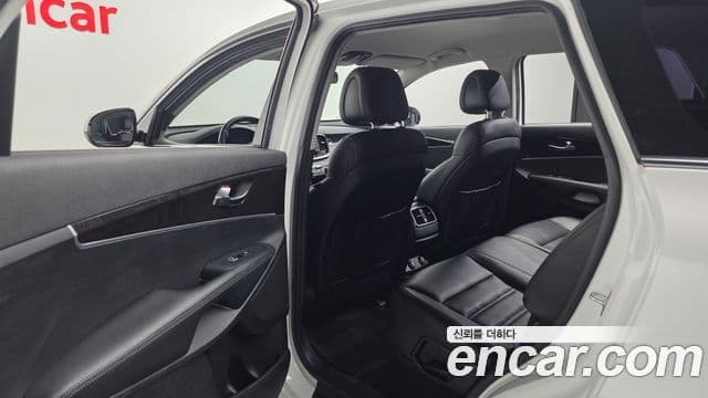 Kia All New Sorento Luxury, 2016 17