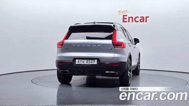 Volvo XC40 T4 R-Design, 2019 4