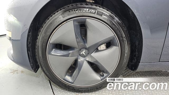 Tesla модель 3 Standard Range Plus RWD, 2020 все фото