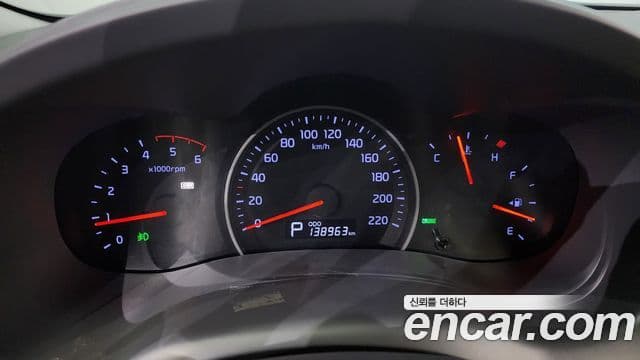 Kia Carnival R топовая версия, 2013 8