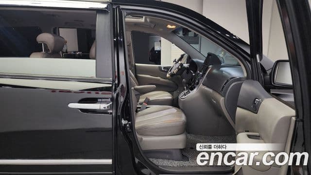 Kia Carnival R топовая версия, 2013 12