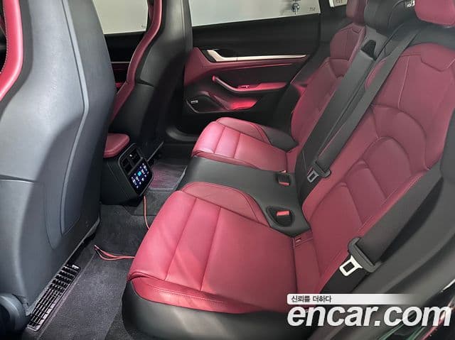 Porsche 타이칸 базовый, 2024 8