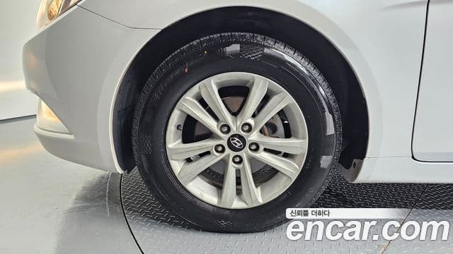 Hyundai YF Sonata LPI top, 2012 все фото