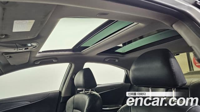 Hyundai YF Sonata LPI top, 2012 20