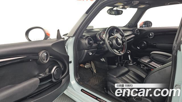 Mini Cooper S 3세대, 2019 11